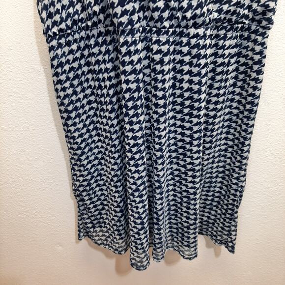 Lane Bryant Navy and Cream Design Dress l Size: 18/20 - Picture 3 of 13